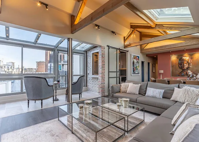 Lovely Penthouse With Terrasse